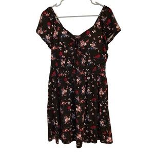 Floral dress with sweetheart neckline